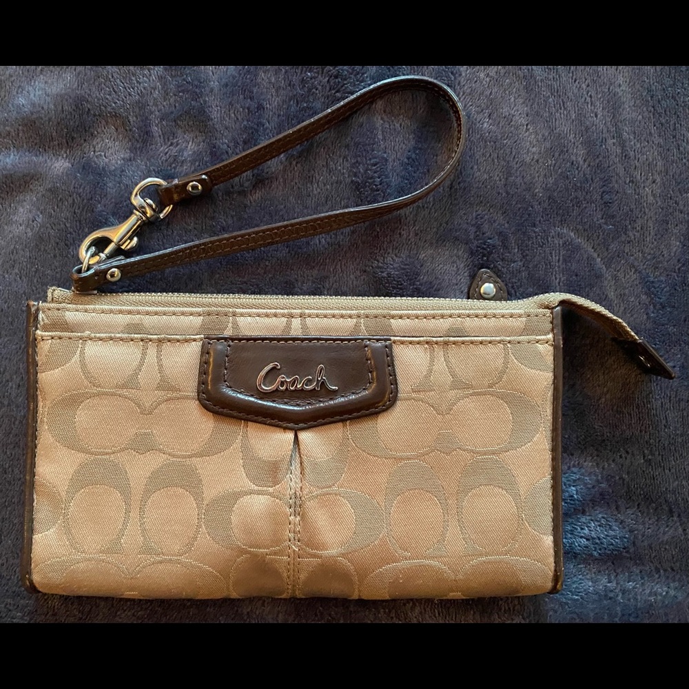 Coach wallet/wristlet